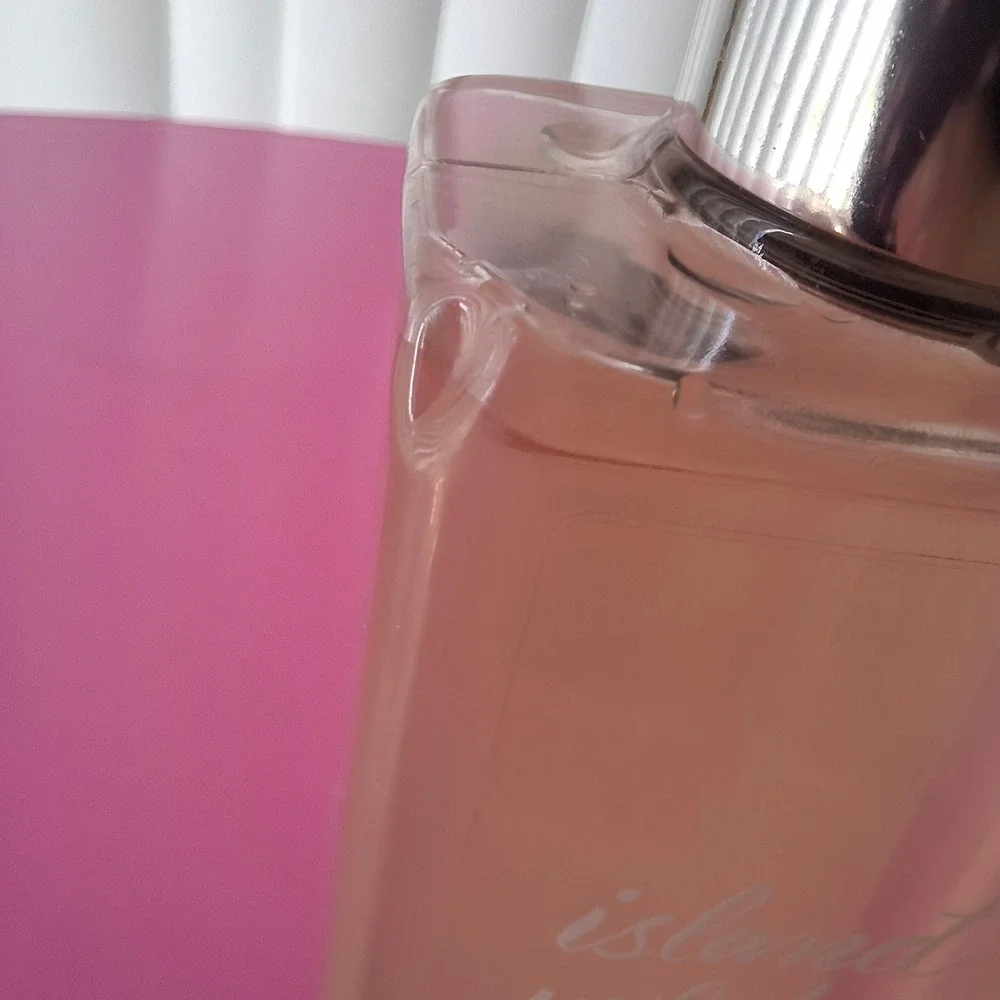 Bath & Body Works ISLAND WHITE SAND Fine Fragrance Mist 8 fl oz Discontinued